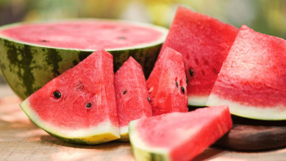 7 Water Rich Fruits That Help Fight Summer Dehydration - Watermelons