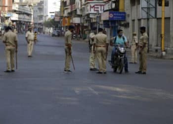 Partial Curfew in Andhra Pradesh for 14 Days Starting From Today to Curb COVID-19 Cases