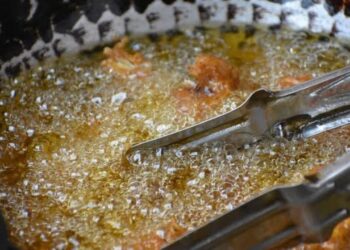 Consuming too much oily food:  7 things you must do